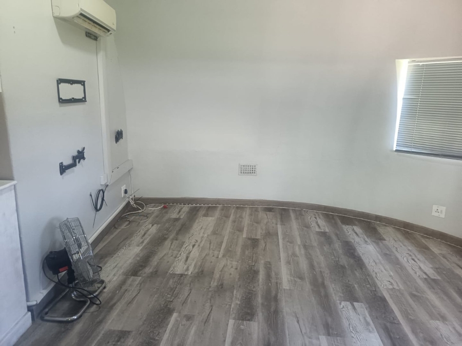 3 Bedroom Property for Sale in Verwoerdpark Northern Cape